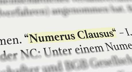 Text "Numerus Clausus"